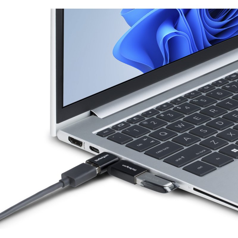 StarTech.com Adaptateur USB-C vers USB-A, Coudé à Droite, USB 5Gbps, 3A, Convertisseur USB-C Mâle vers USB-A Femelle, Boîtier Métallique Durable - Compatible Thunderbolt