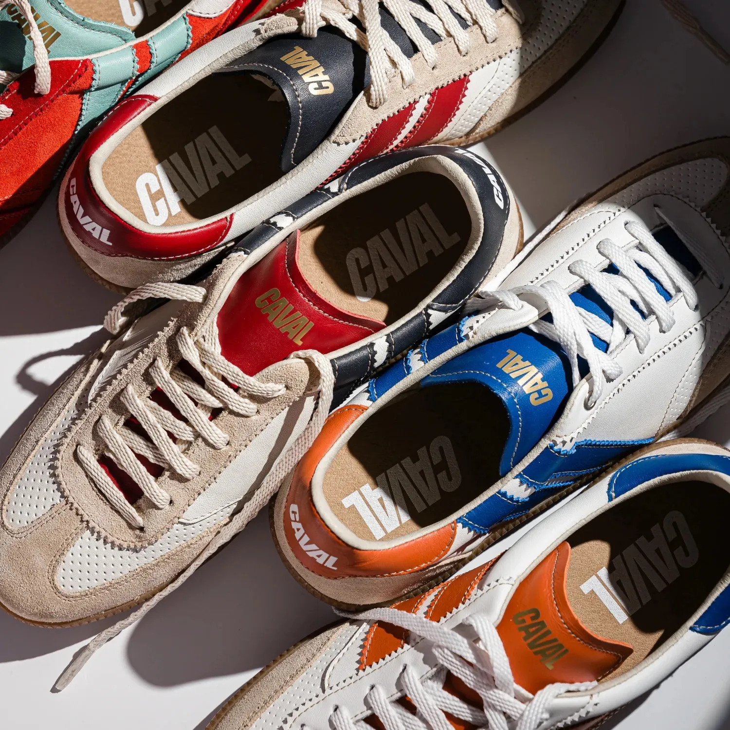 Sneakers Royal Flame Caval