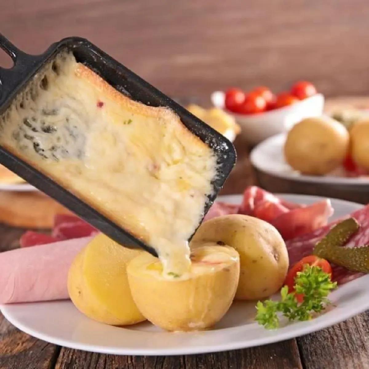 TECHWOOD Appareil Raclette 8 personnes - Noir/Argent