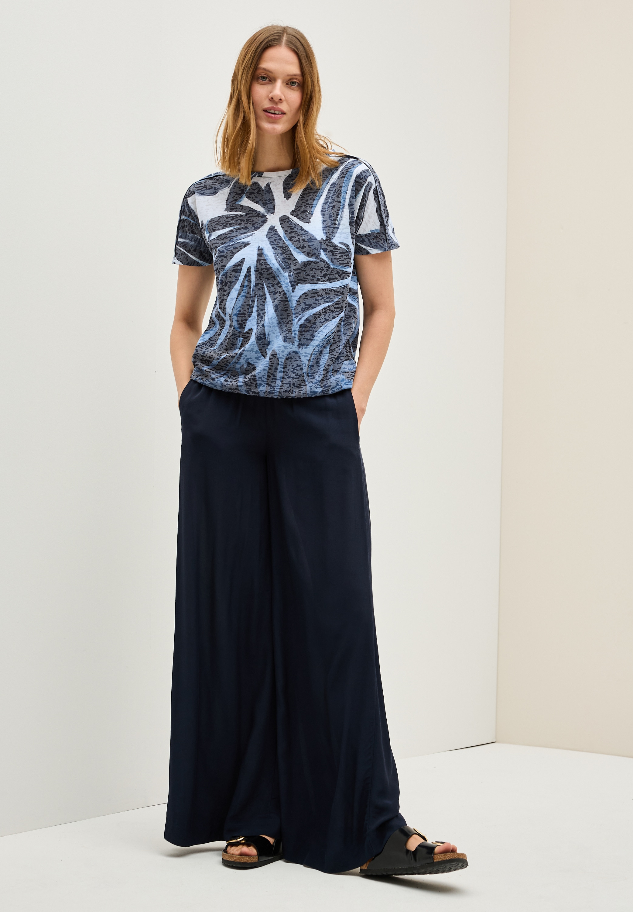 Cecil Print-Shirt , in Ausbrenner-Optik und mit floralem Muster