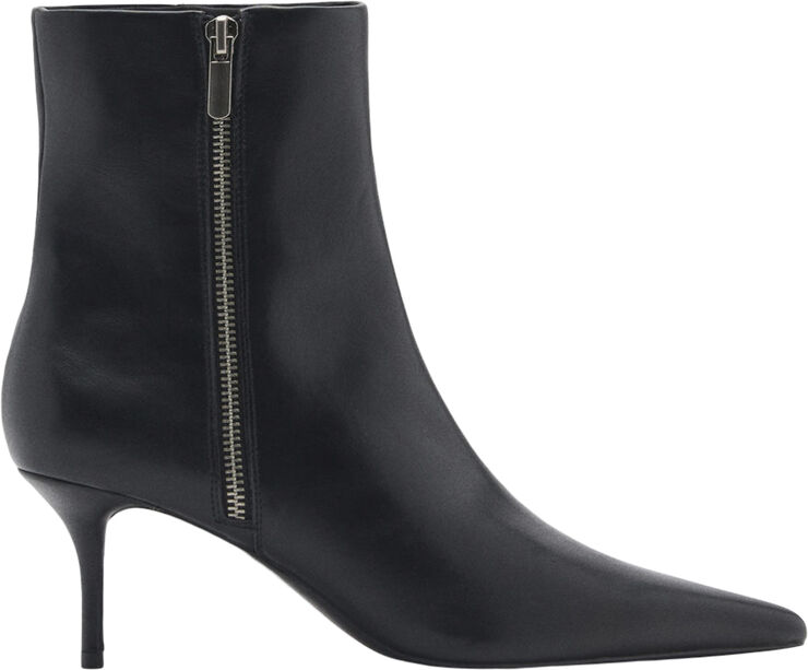 MANGO ANKLE BOOTS. -- ZIPI Black
