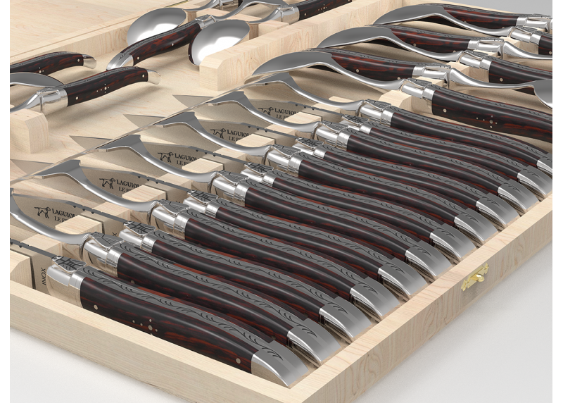 Service Laguiole de 24 pièces avec un manche en bois d'amourette et mitres en acier inoxydable