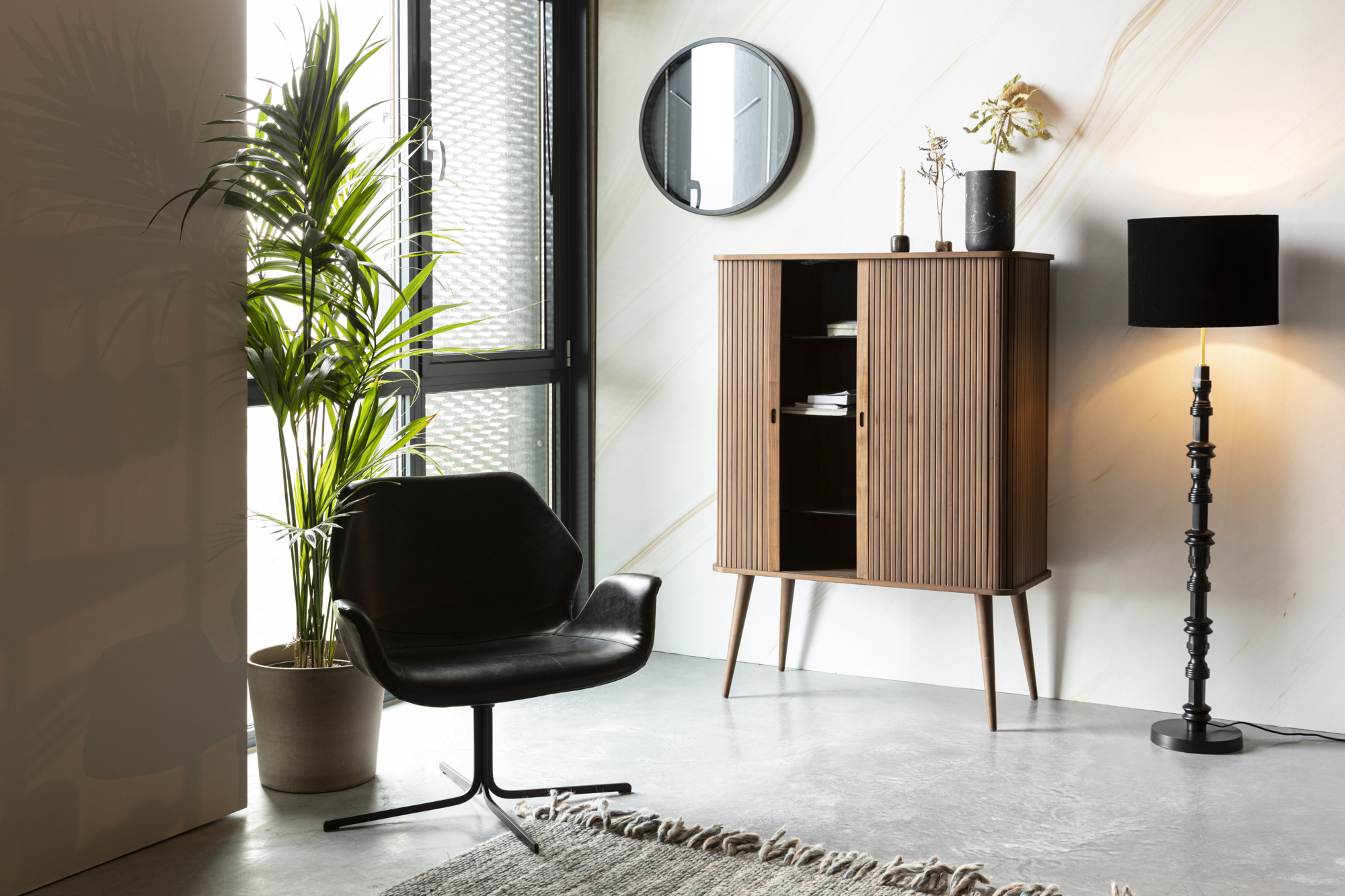 Vloerlamp Totem zwart