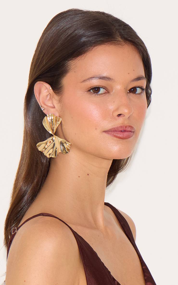 Doré Boucles D'oreilles Torsadées Plissées À Effet Statement