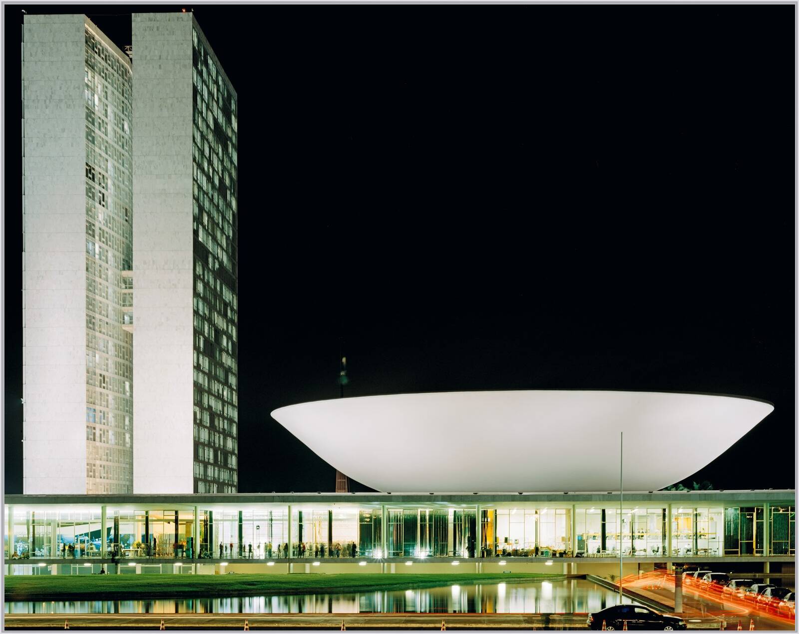 Congresso Nacional II by Henning Bock - Limited Edition. Edition of: 100. Signed.