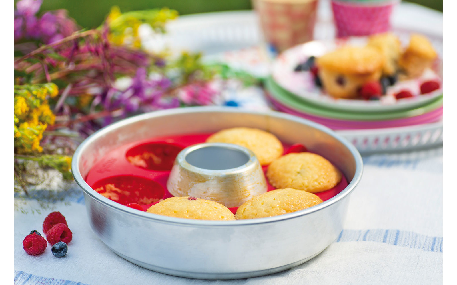 Omnia Muffins Silikonbackform für Campingbackofen