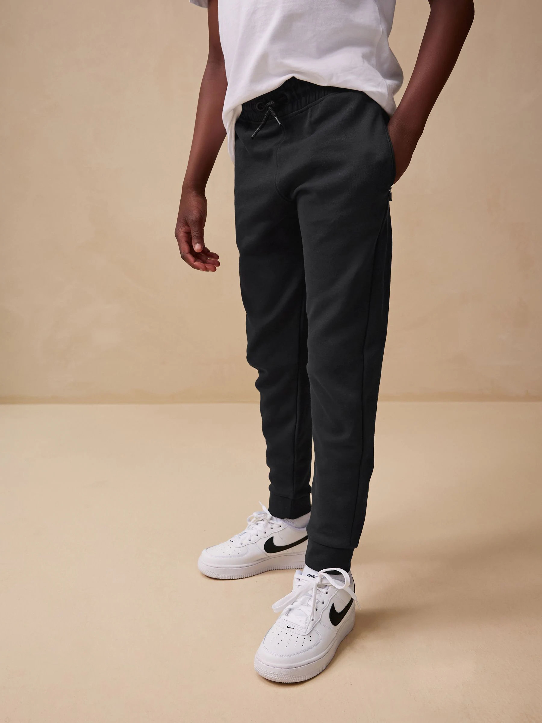Nieuw zwart - Tech Sportswear Hoodie and Joggers Set