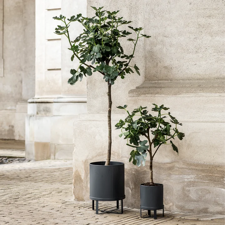 Ferm Living - Bau Pflanztopf, Ø 28 x H 38 cm, schwarz