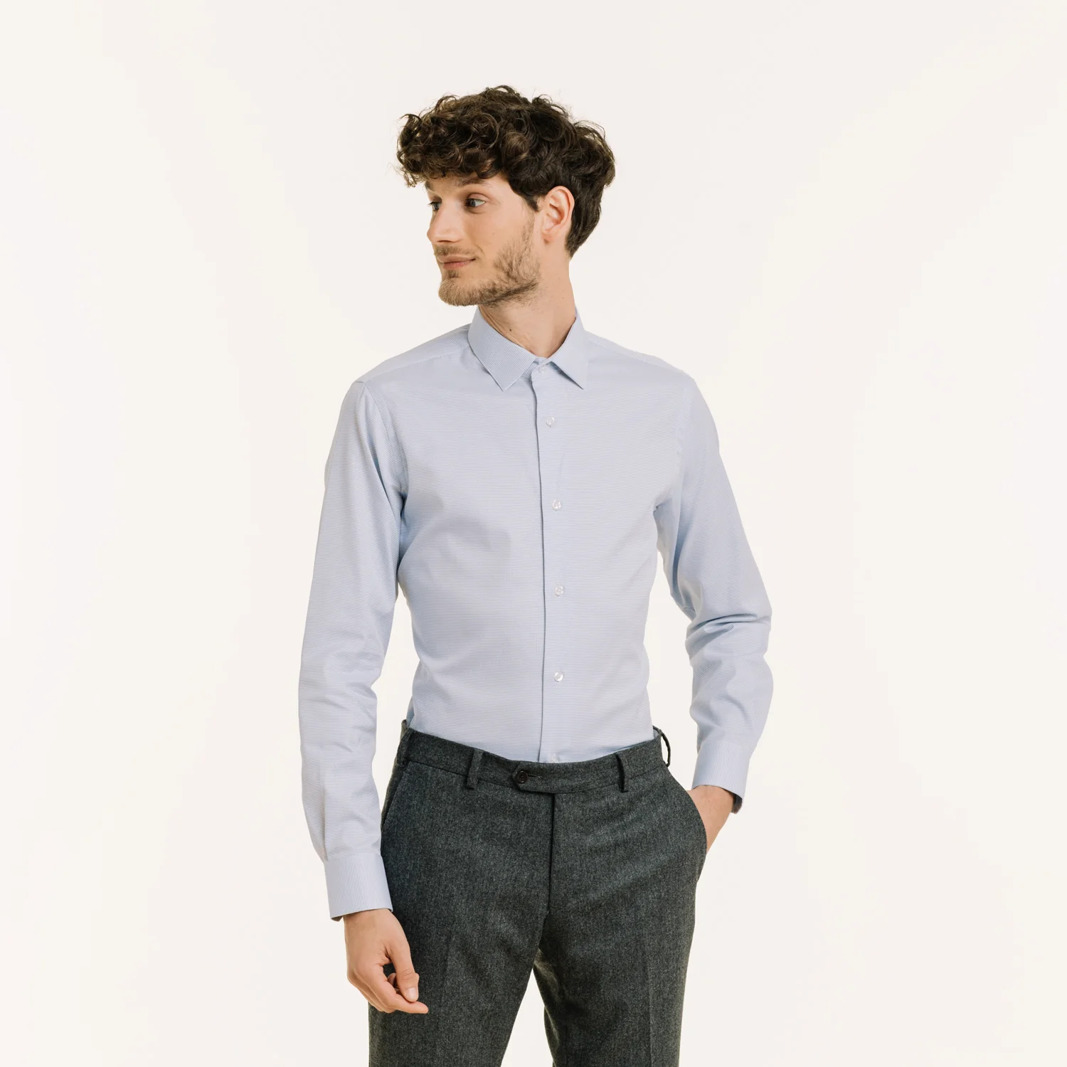 Fitted shirt in royal double-twisted blue flea-foot oxford