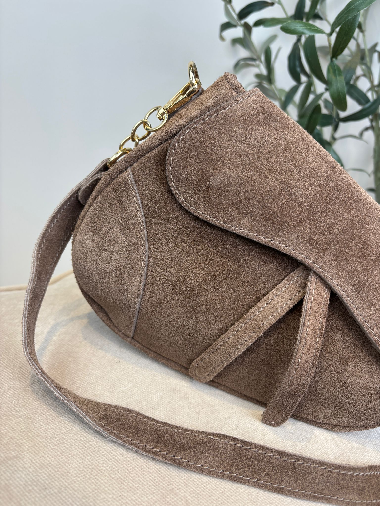 Gigi Bag - Suede Taupe