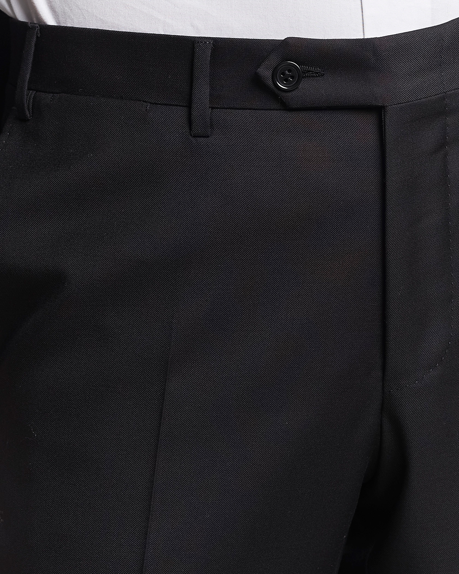 Canali Super 130s Wool Capri Suit Black