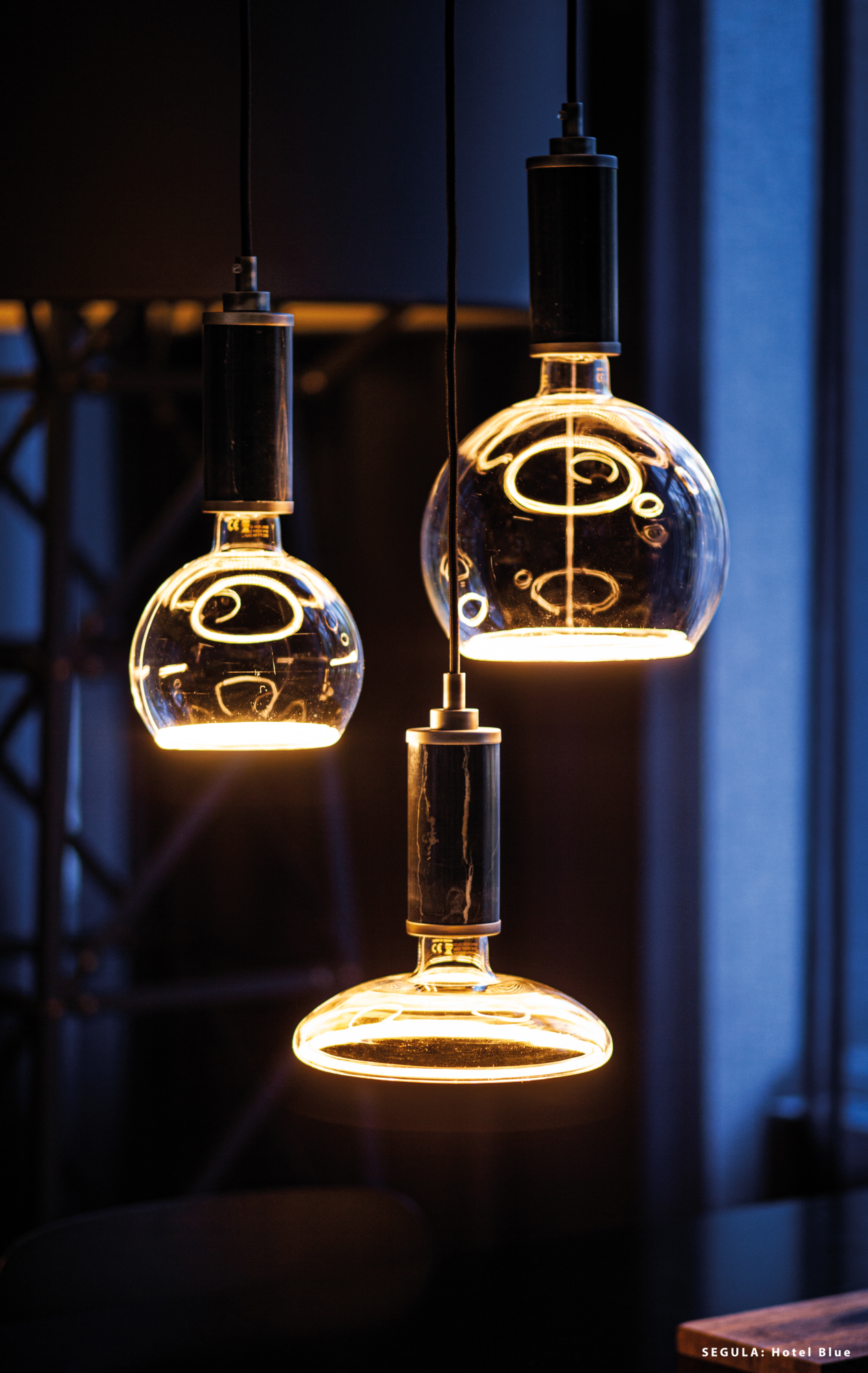 Hanglamp LED Floating Reflector R200 smokey grey