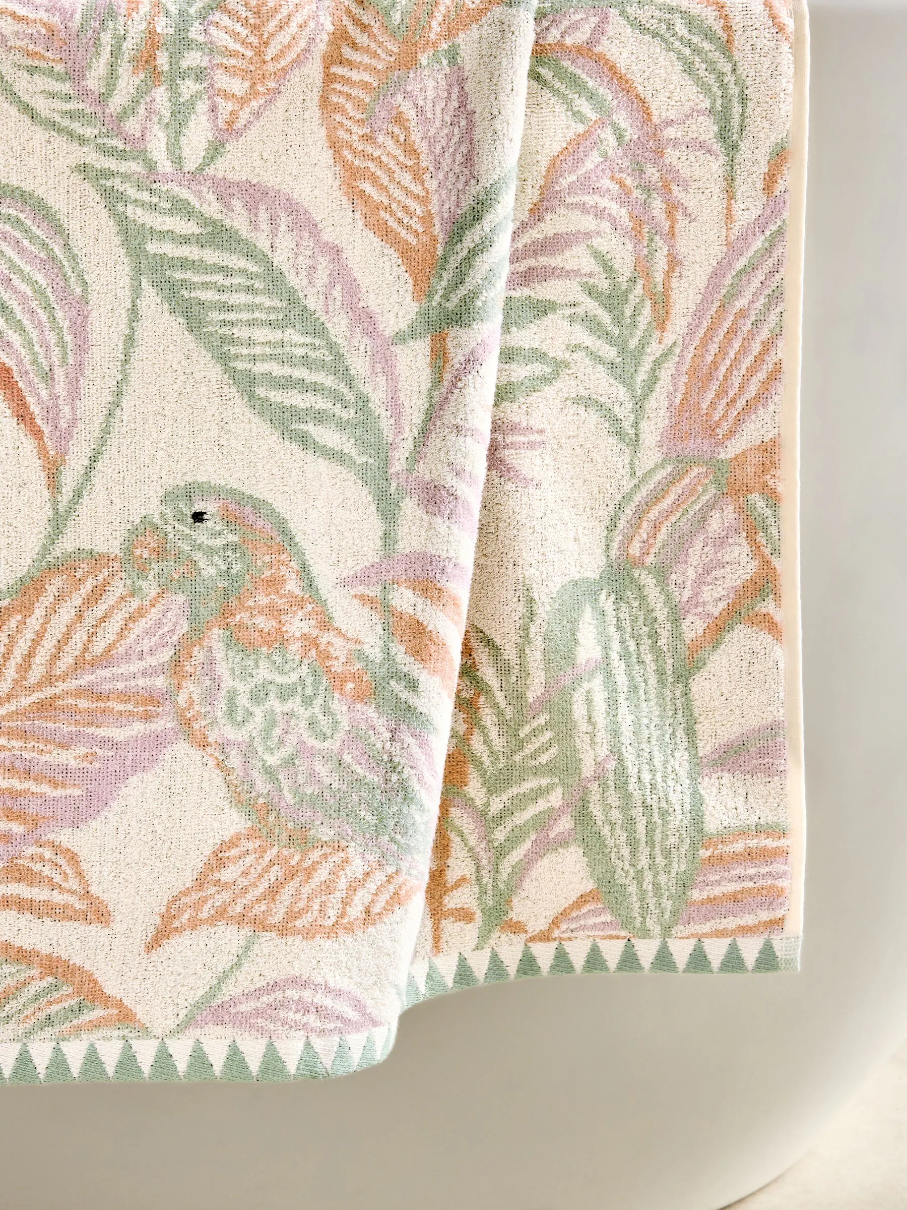 Papegaai met palmbladerprint 100% katoenen handdoek