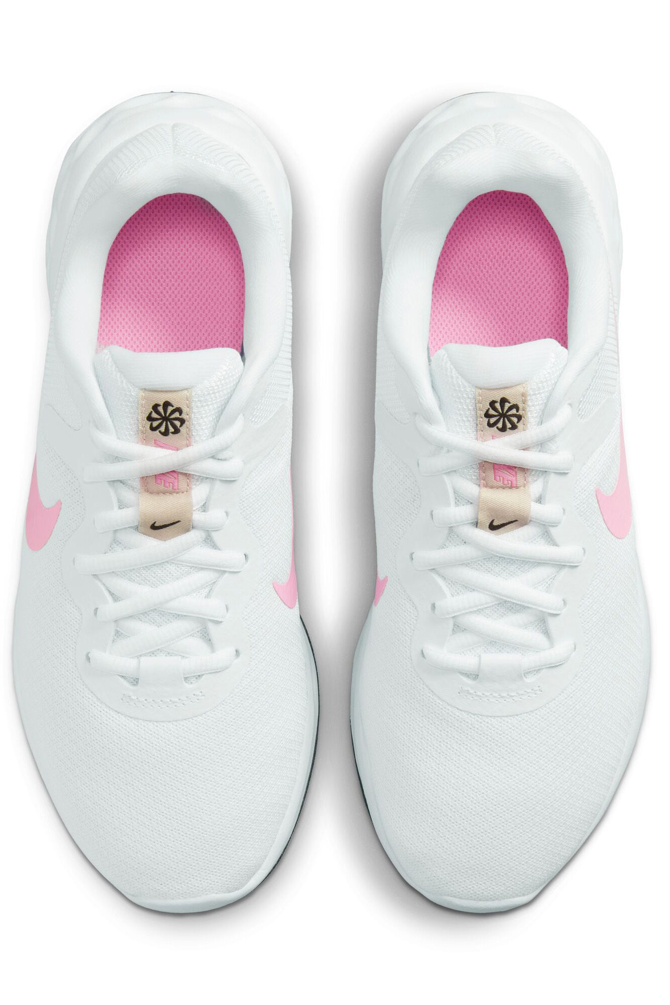 Tênis Nike Revolution 6