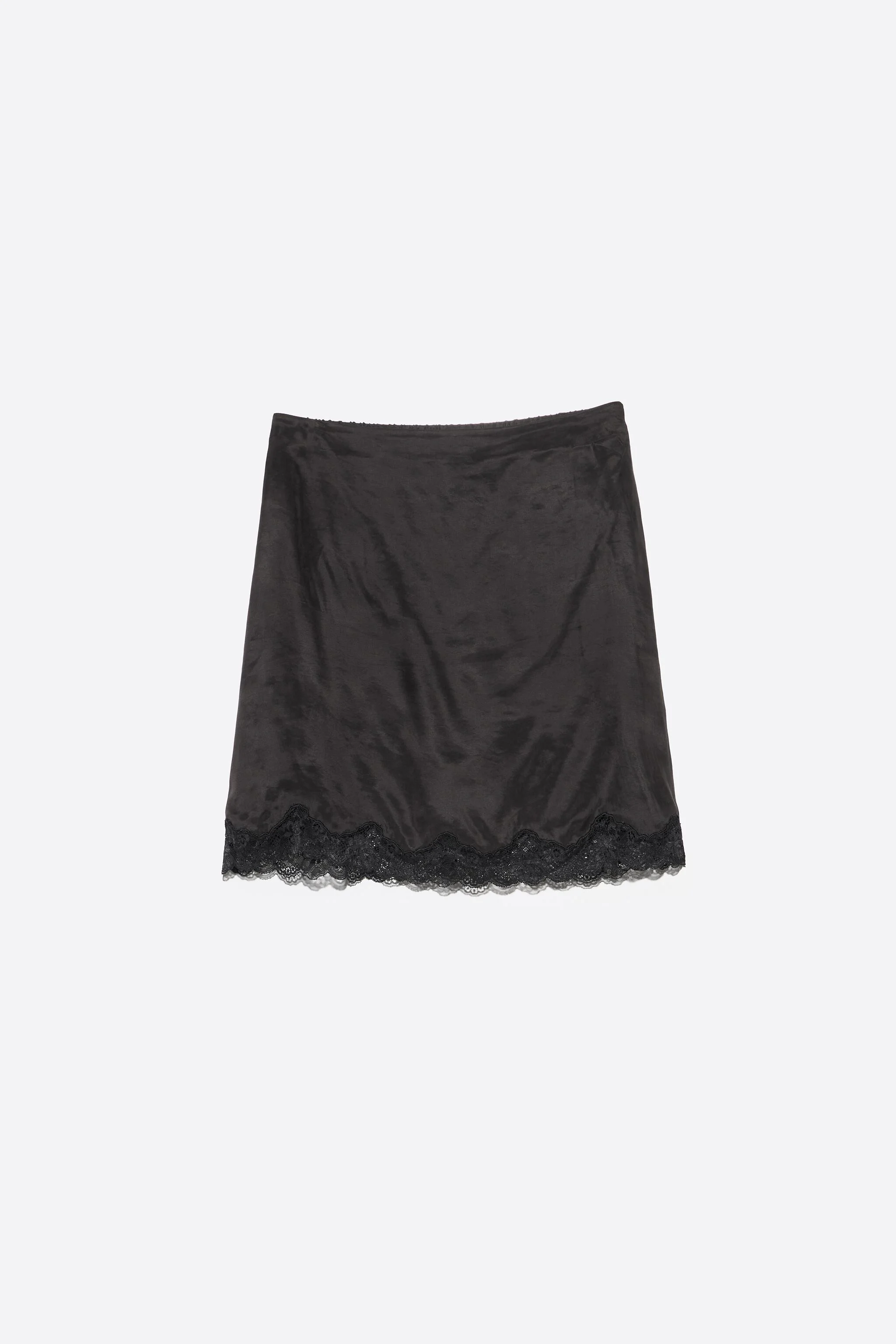 Minissaia de renda preta lavada