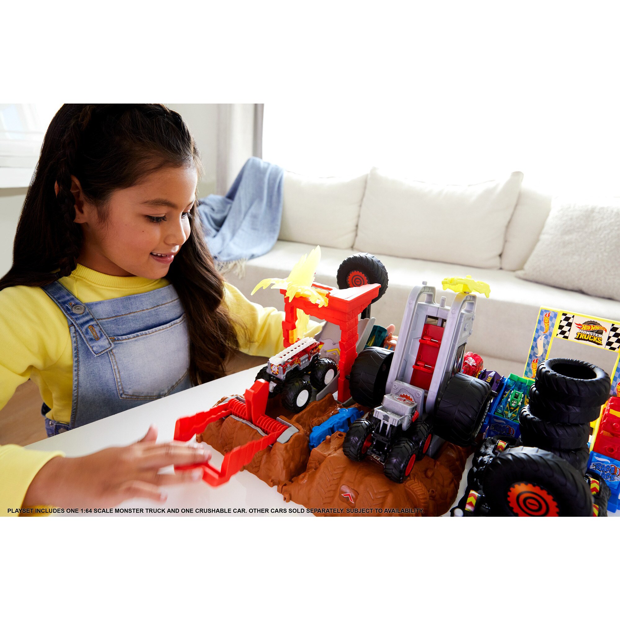 Mattel Rennbahn Monster Trucks Arena World: Entry Challenge - 5 Alarm's Fire Smash Through