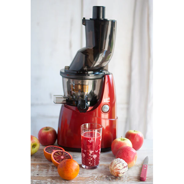 Extracteur de jus rouge B9700 Kuvings et gourde de conservation des ju