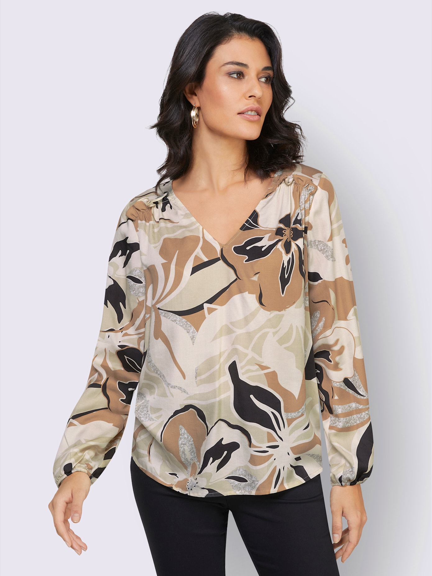 Chemisier en satin motif floral tendance