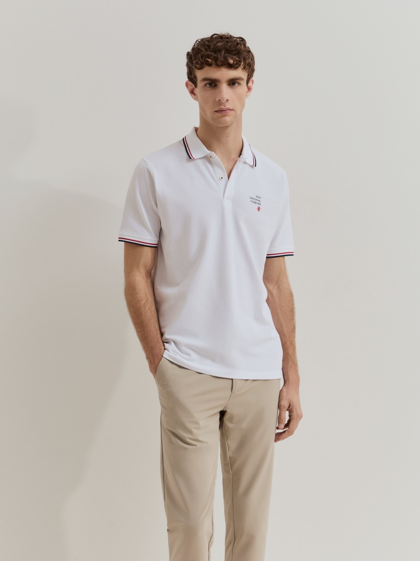 Polo piqué regular fit com riscas