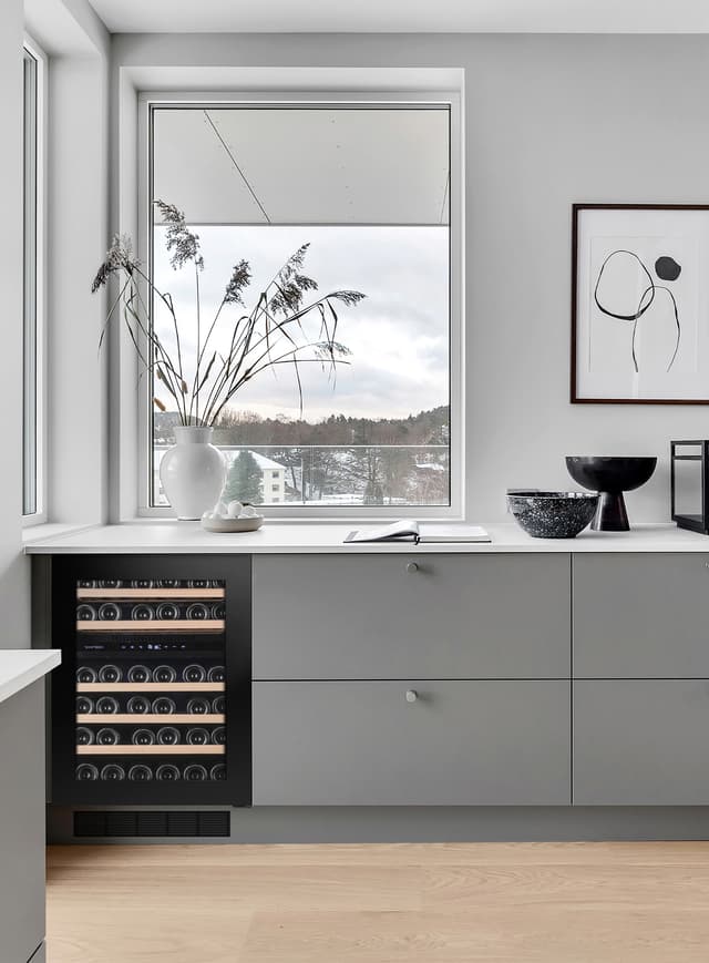 Temptech Oslo vinskab OX60DRB-24