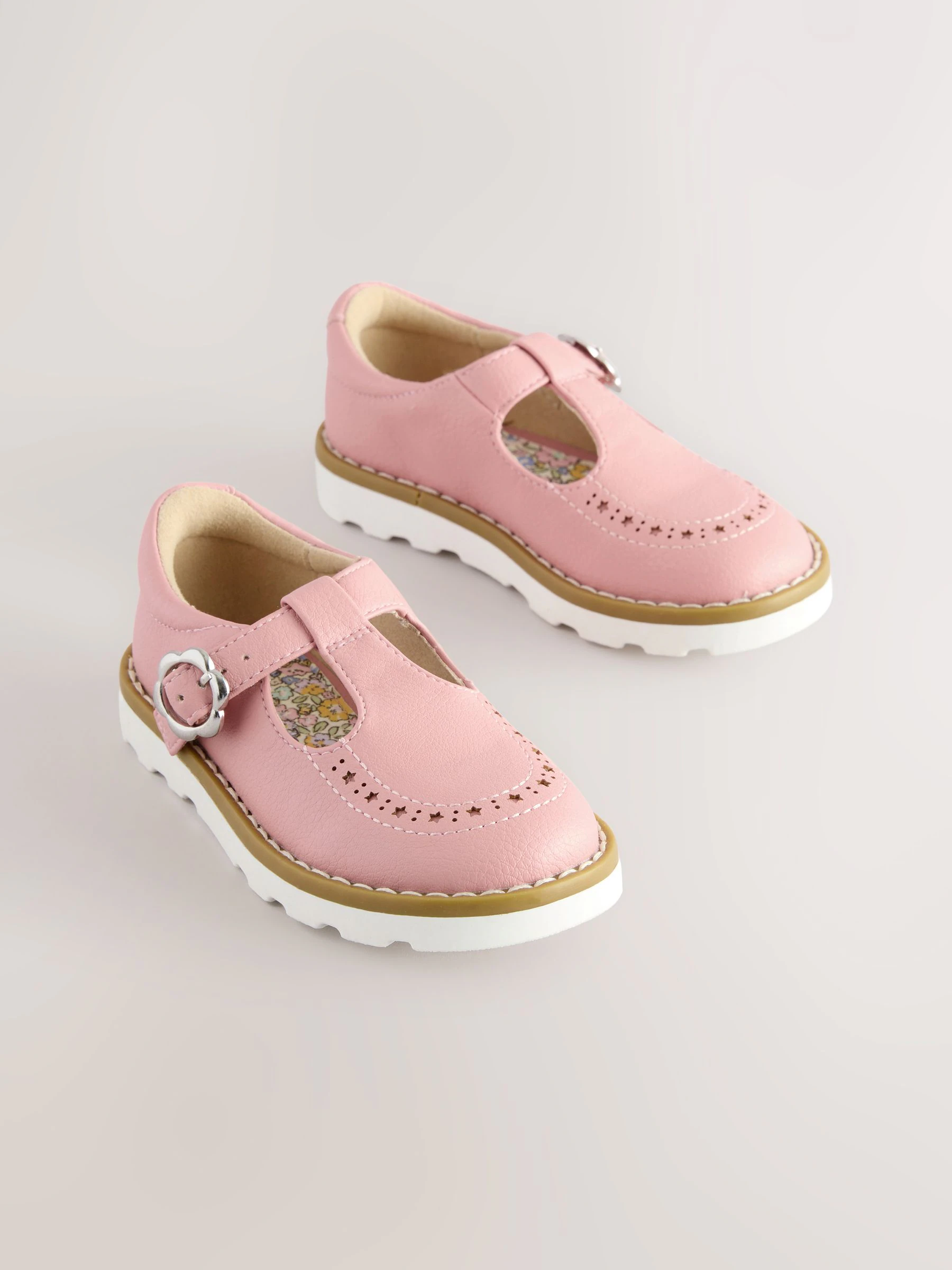 Roze - Schoenen met T-bandje