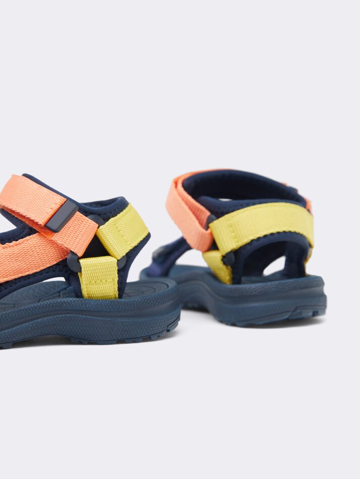 Sandália esportiva multicolorida - Azul Marinho