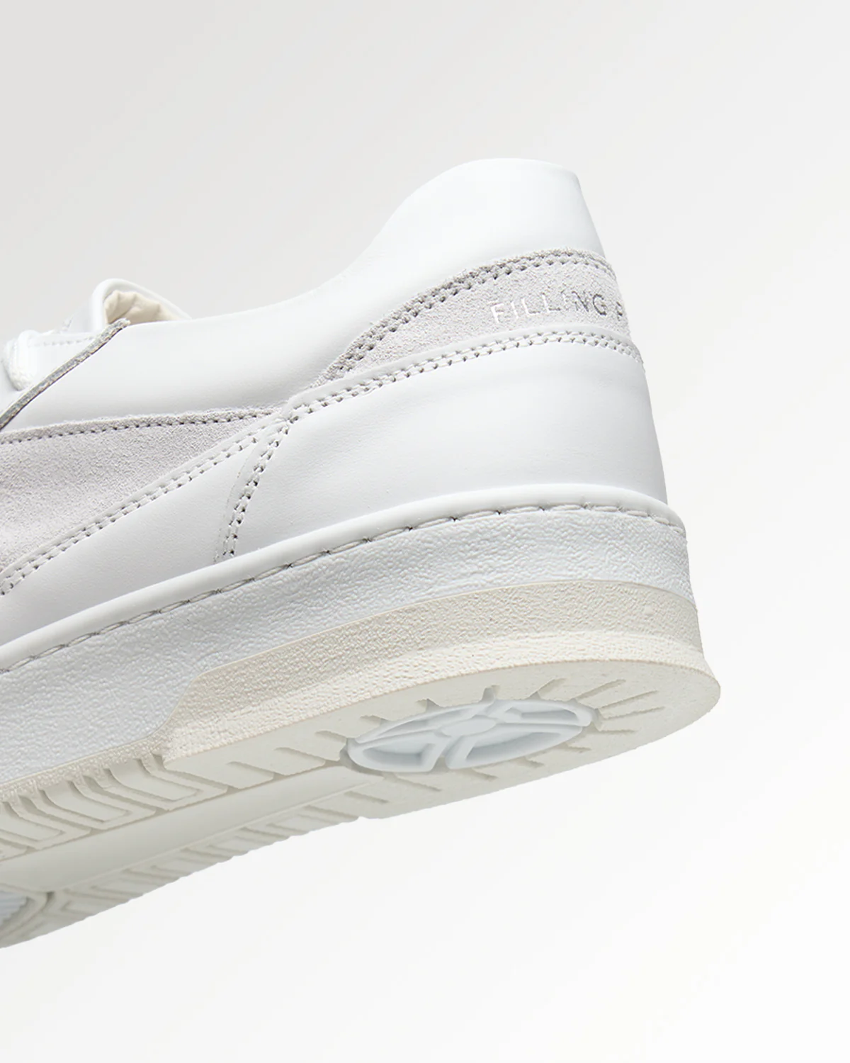 Ace Nappa Mix White