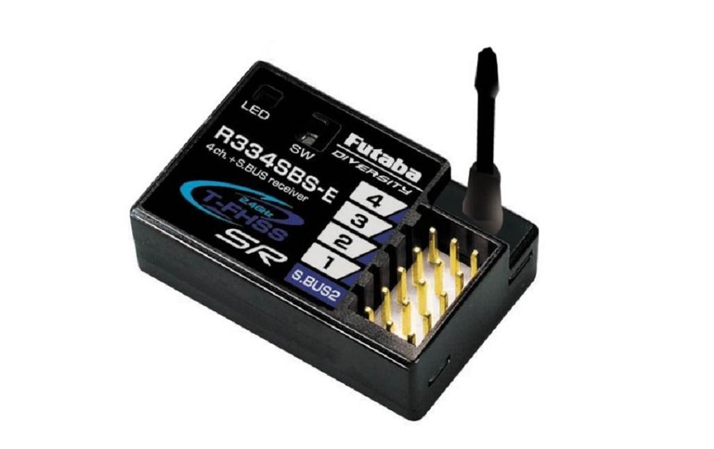 Fernsteuerung T4PM Plus, 2.4 GHz T-FHSS SR, Inkl. R334SBS-E<br>4-Kanal Sender für RC Autos inklusive Empfänger