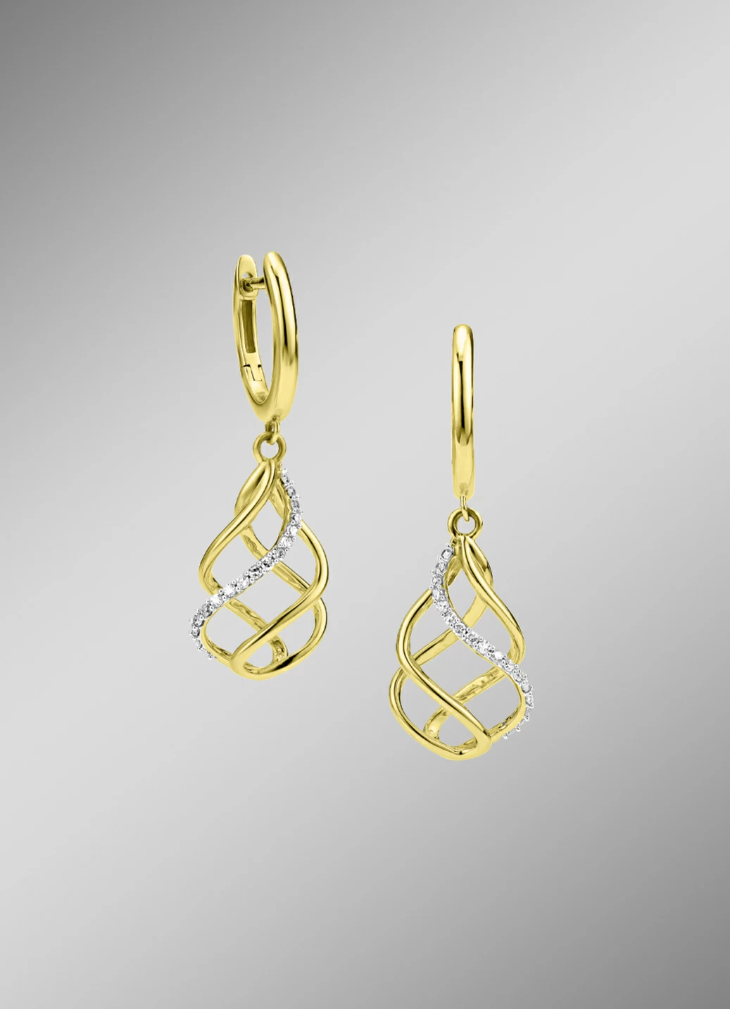 Elegante Creolen mit 34 Diamanten
