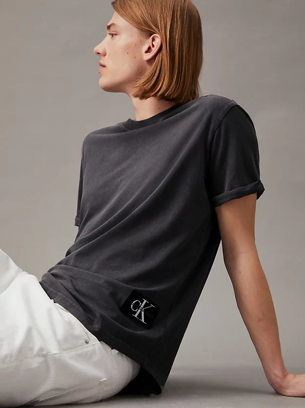 Camiseta de algodão lavado com brasão