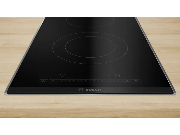 Bosch Serie | 6 PKF375FP2E - Keramisk kogeplade - 2 plader - Niche - bredde: 27 cm - dybde: 49 cm - med kantet front og ryg-pynt, - with ComfortProfil, - med sidepynt af børstet aluminium - børstet aluminium/sort