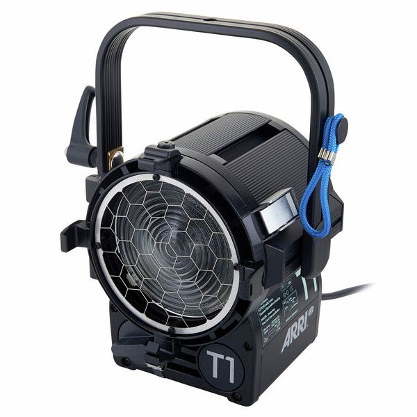 ARRI True Blue T1 1000 W Man Black
