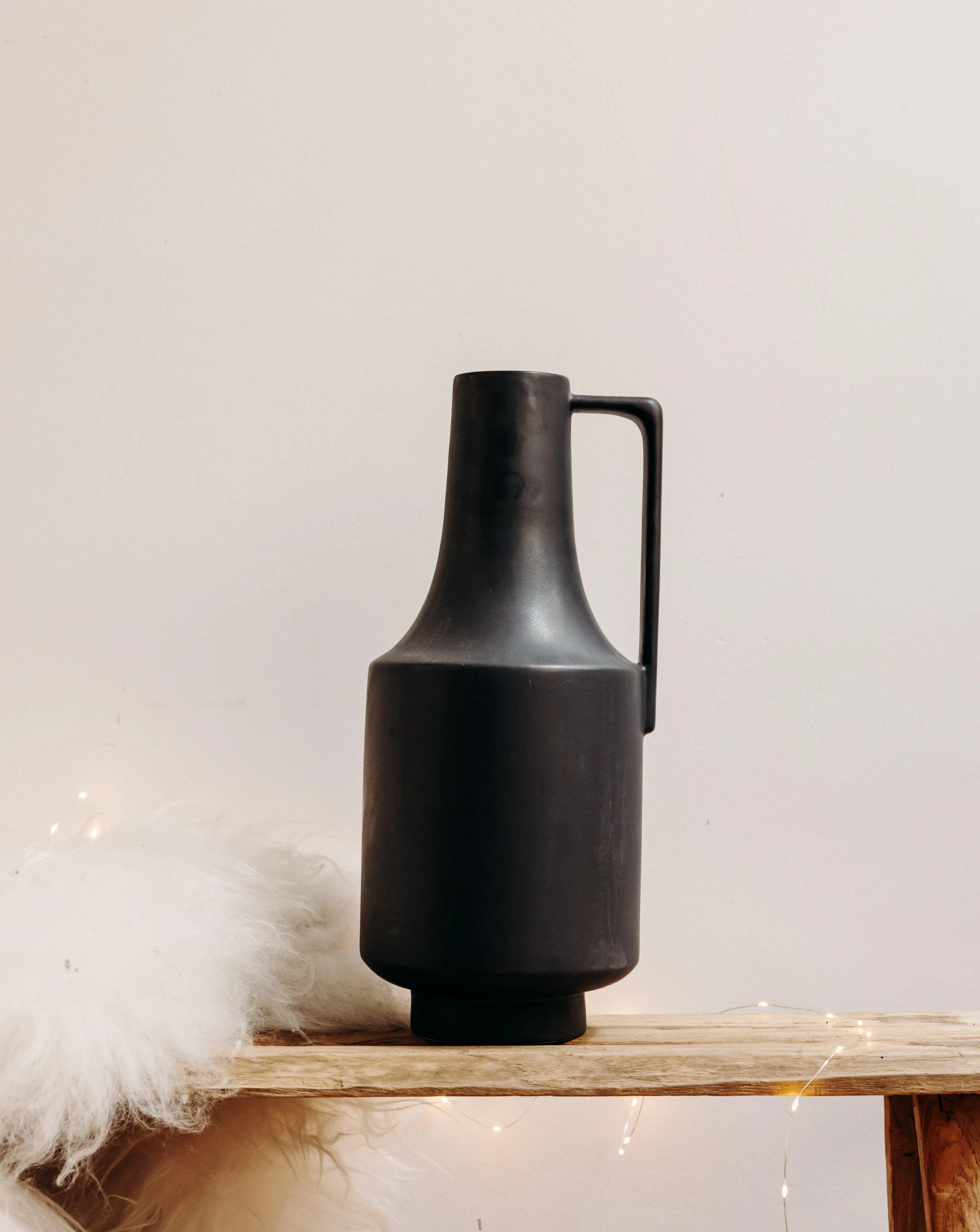 ISAAC - Le vase en faïence | Noir