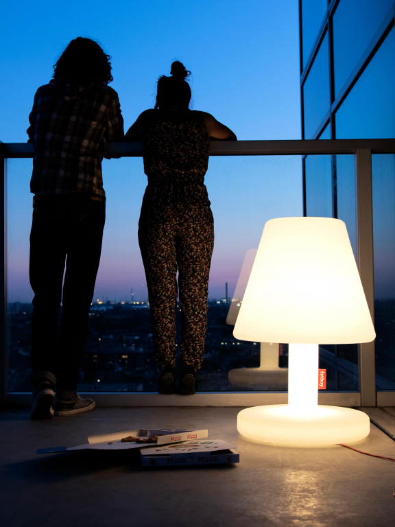 Fatboy Edison the Grand vloerlamp LED via smartphone