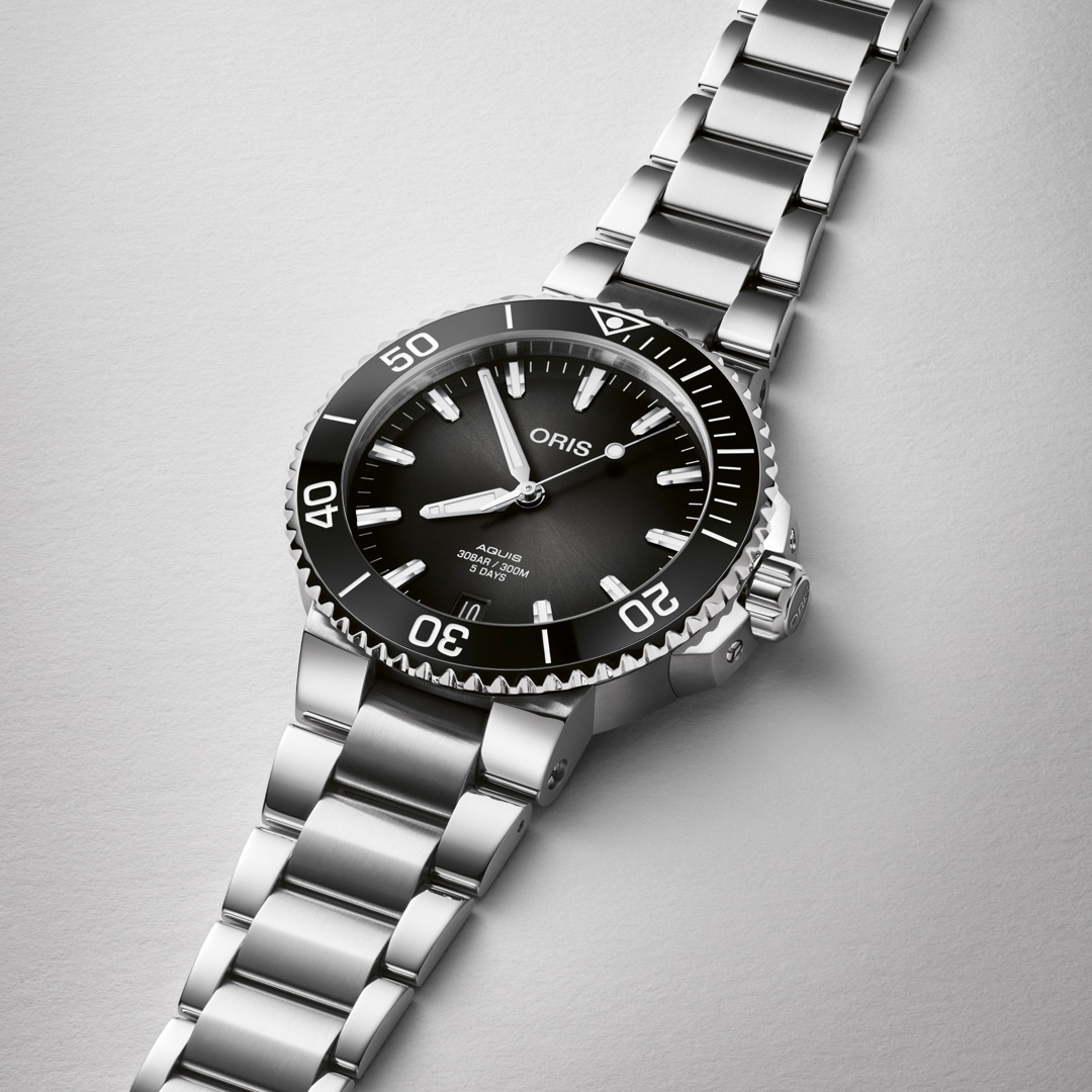 Oris Aquis Date Calibre 400 Schwarz Ø 41.5mm