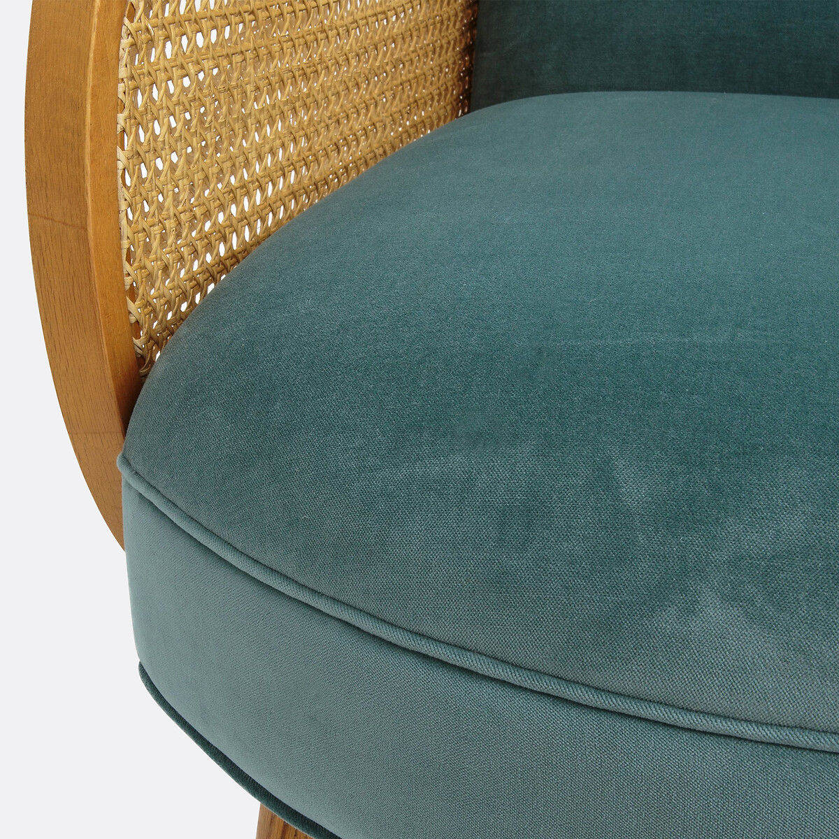 THE REDOUTE INTERIORS<br>Poltrona de veludo, Buisseau