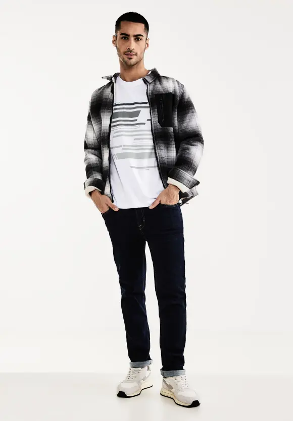 Shirt mit Brustprint - White
