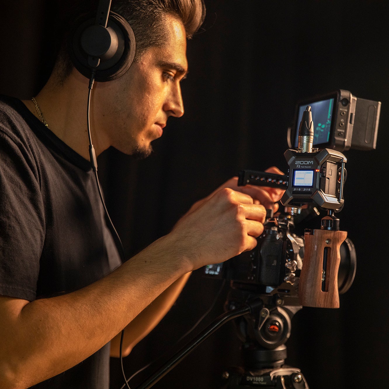 Zoom F3 field recorder
