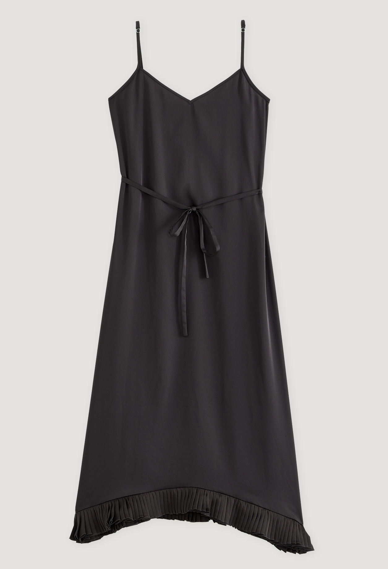 Robe &agrave; fines bretelles