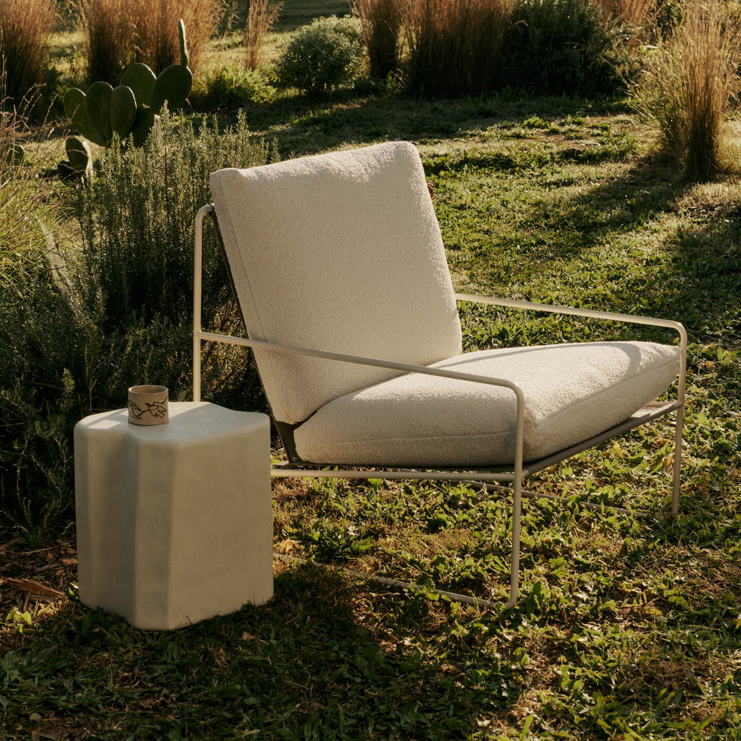 Ferm Living Desert Lounger -  Pure Bouclé - Cashmere / Off-White