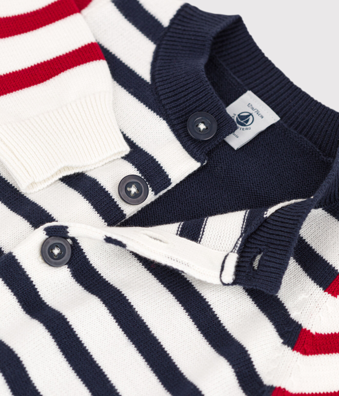 Cardigan bébé en tricot en coton