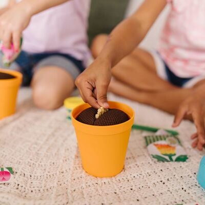 Melissa & Doug Let's Explore Hagelekesett med 2 Blomster