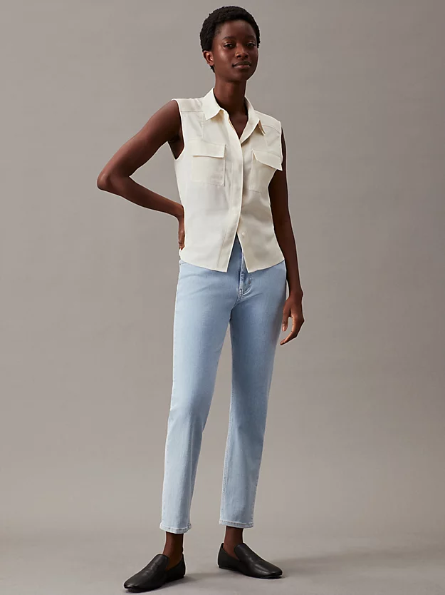 Calça jeans slim de cintura média