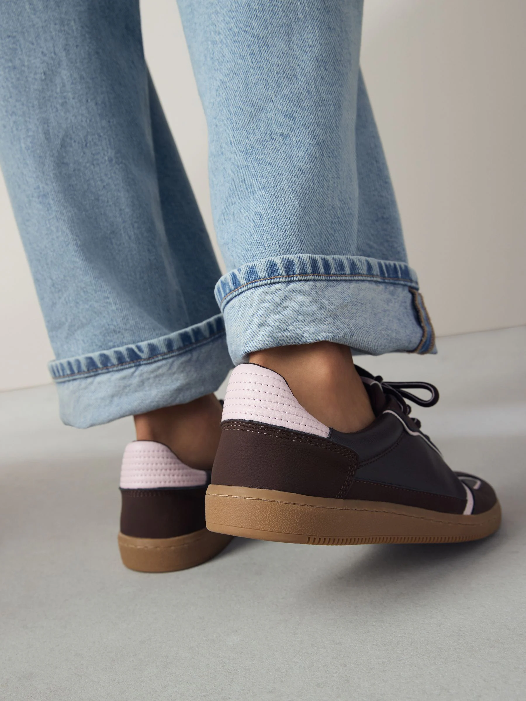 Chocoladebruin - Sneaker met veters