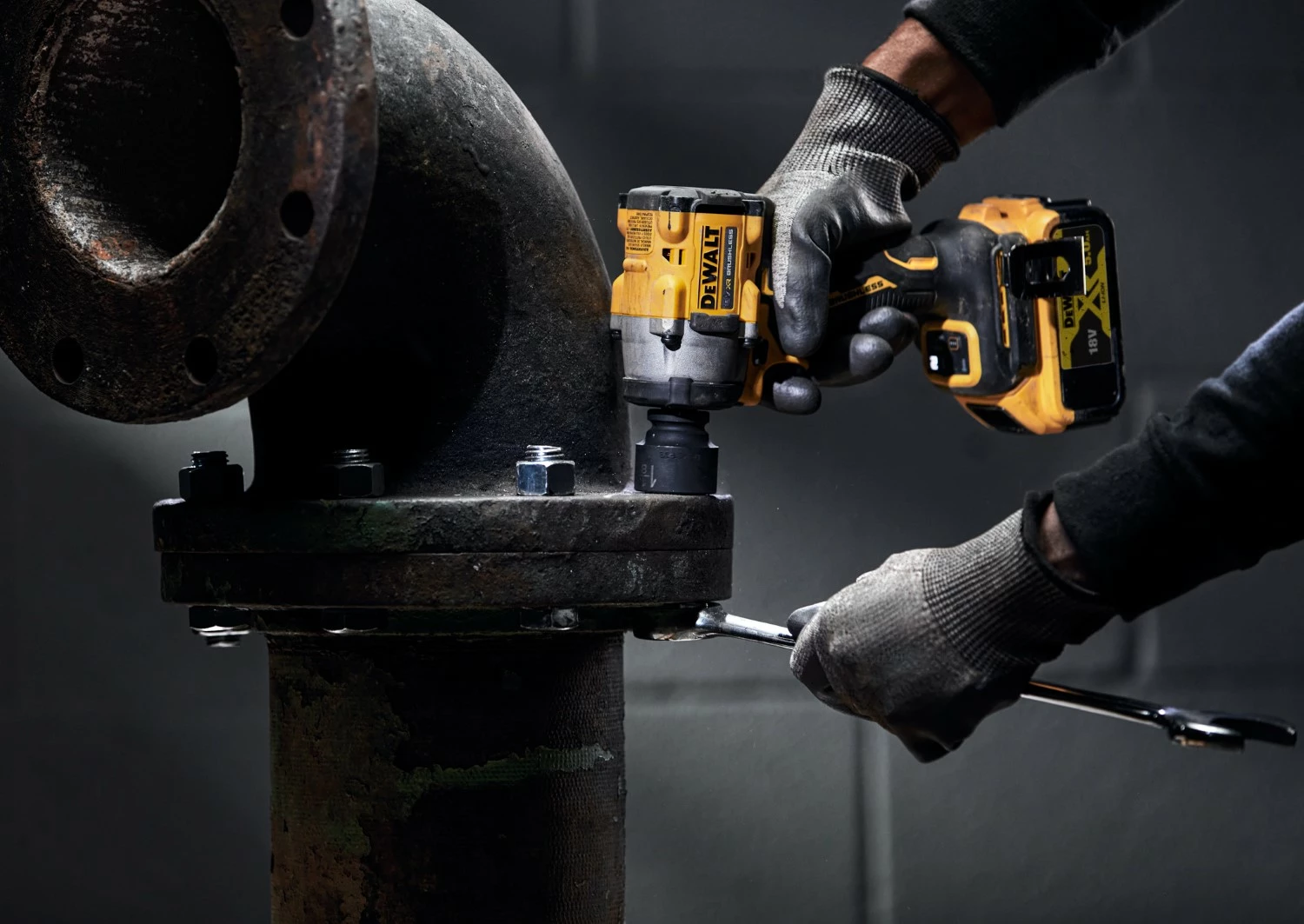 DeWALT DCF922NT 18V Li-ion XR Accu Slagmoersleutel body met ratel in T-STAK koffer - 1/2