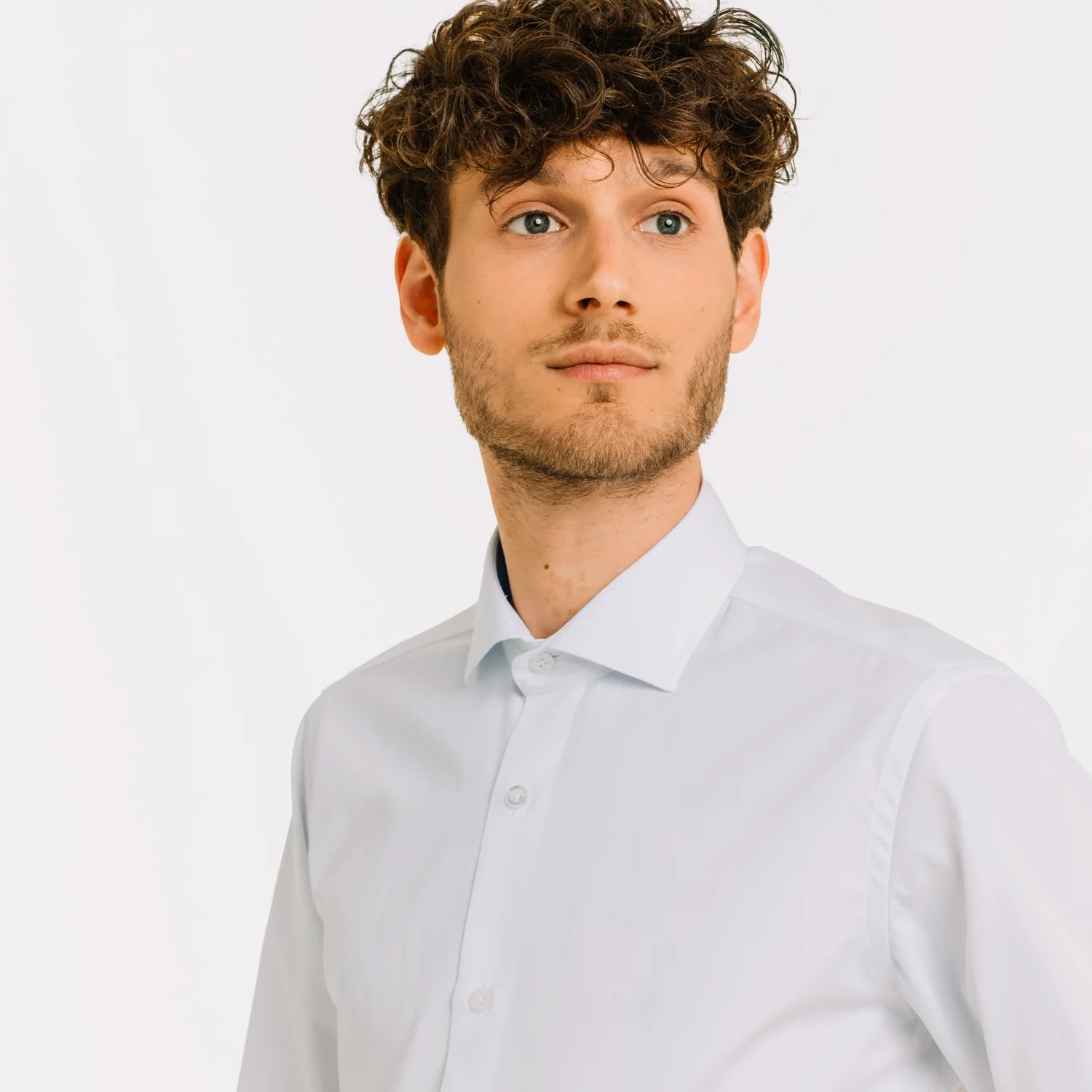 White double-twisted poplin shirt