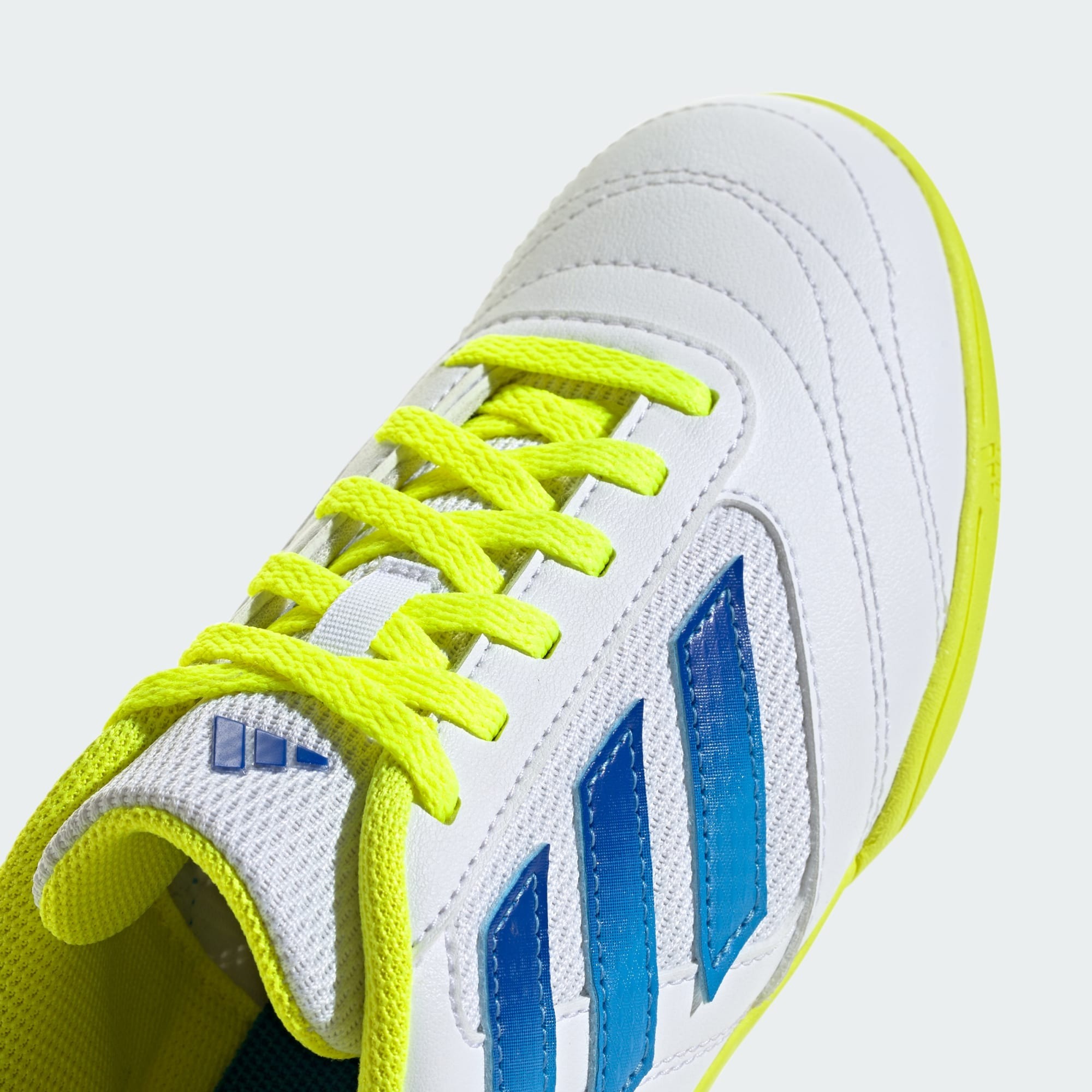Super Sala 2 IN Junior Cloud White/Royal Blue/Team Solar Yellow 2