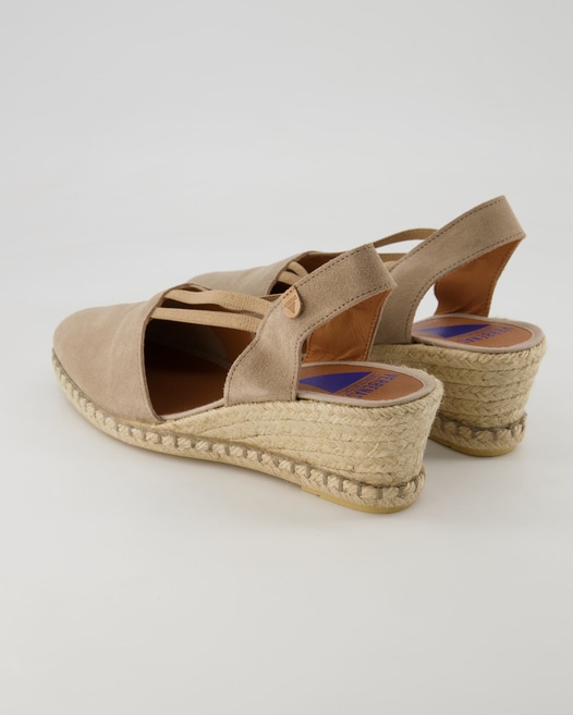 Verbenas Maika Serraja Wedges in Beige