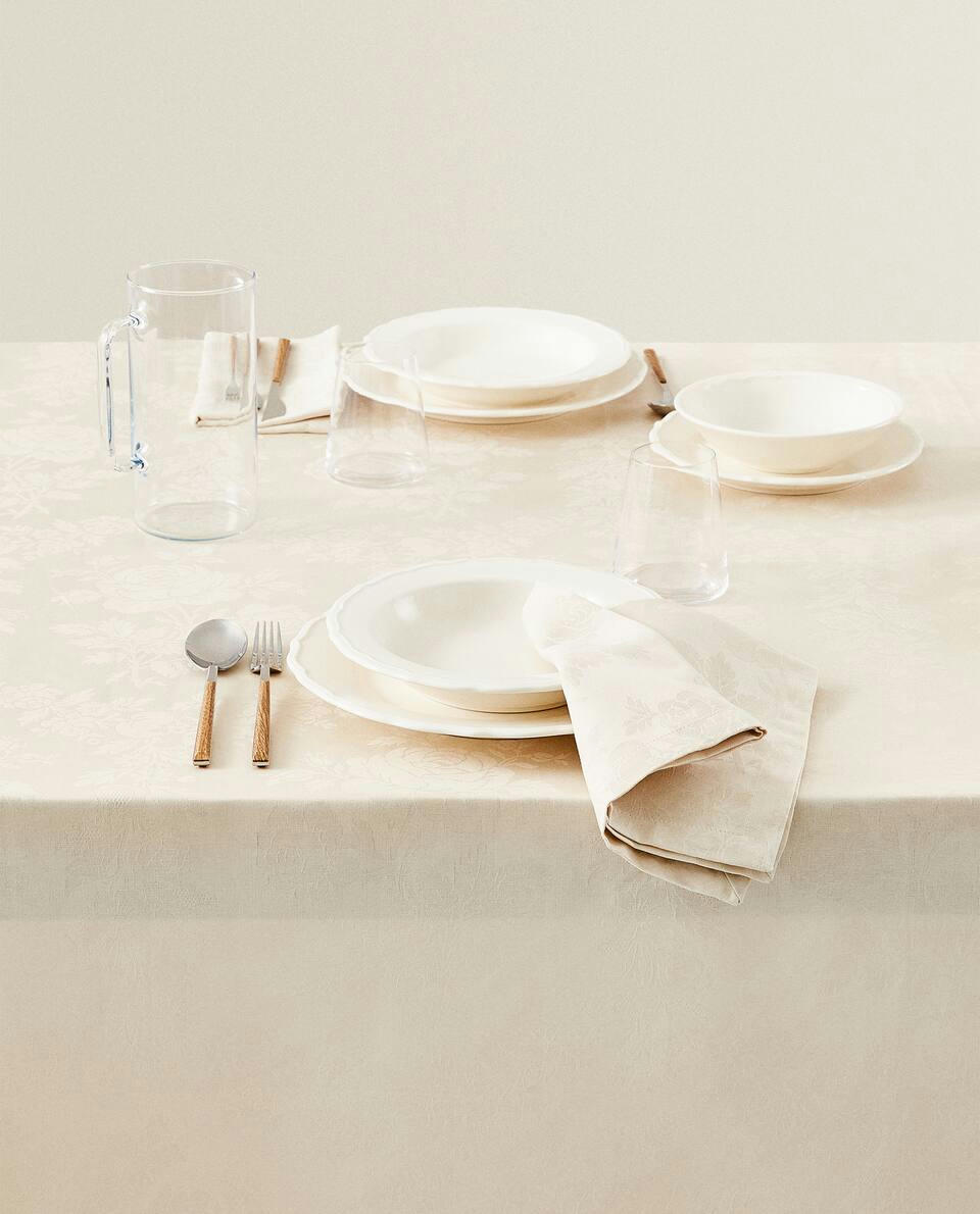 TOALHA DE MESA FLORAL JACQUARD