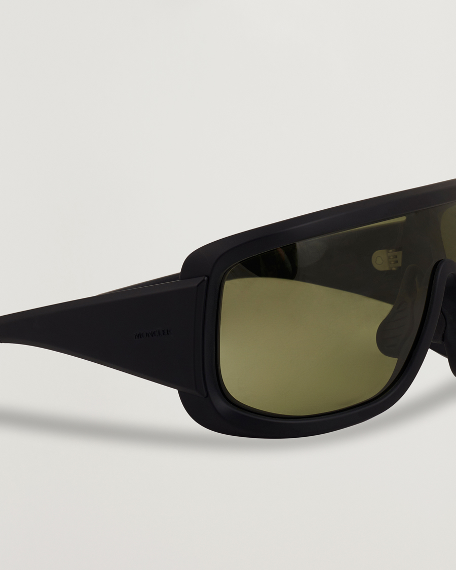 Moncler Lunettes Snowseeker Sunglasses Matte Black
